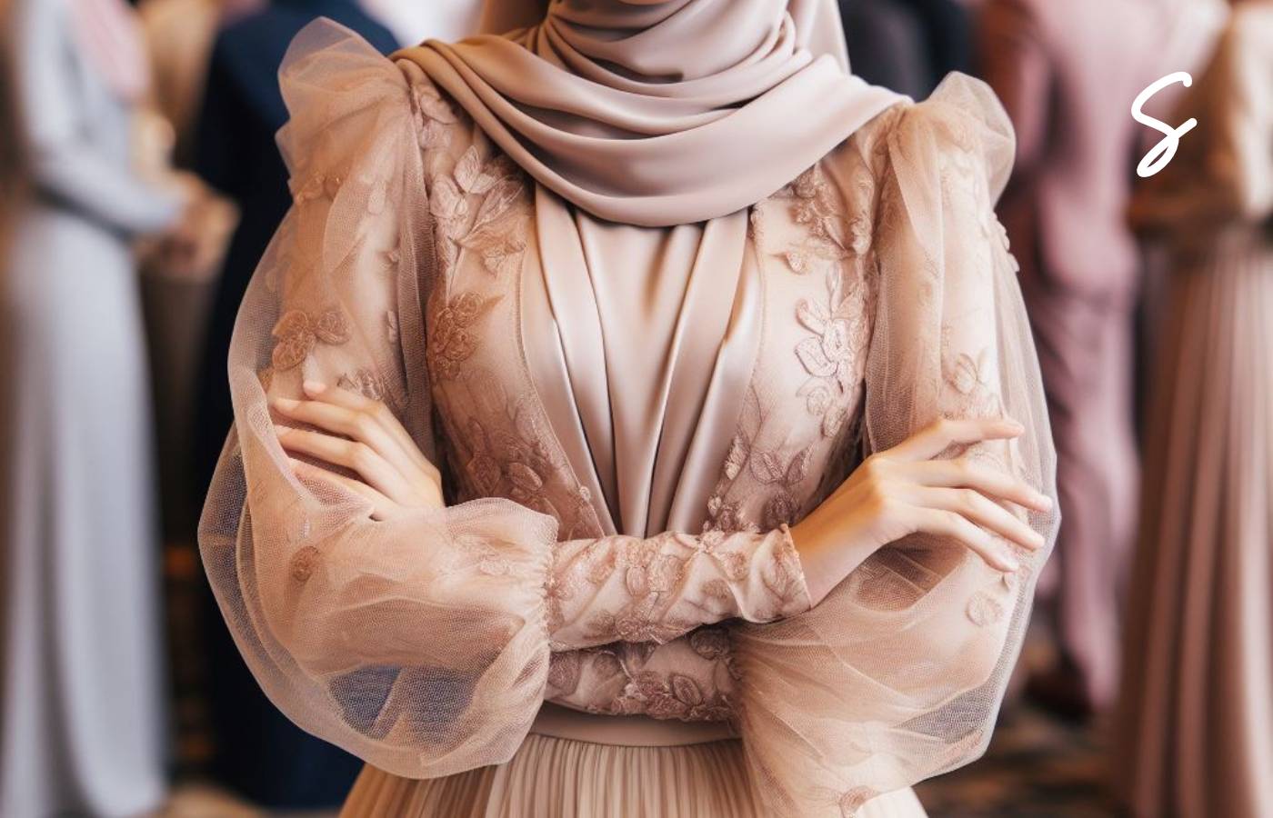 Referensi Outfit ke Acara Tunangan Teman untuk Hijabers