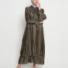 Gamis Shimmer Wanita Mewah Warna Army dengan Payet Shenada - Depan 2