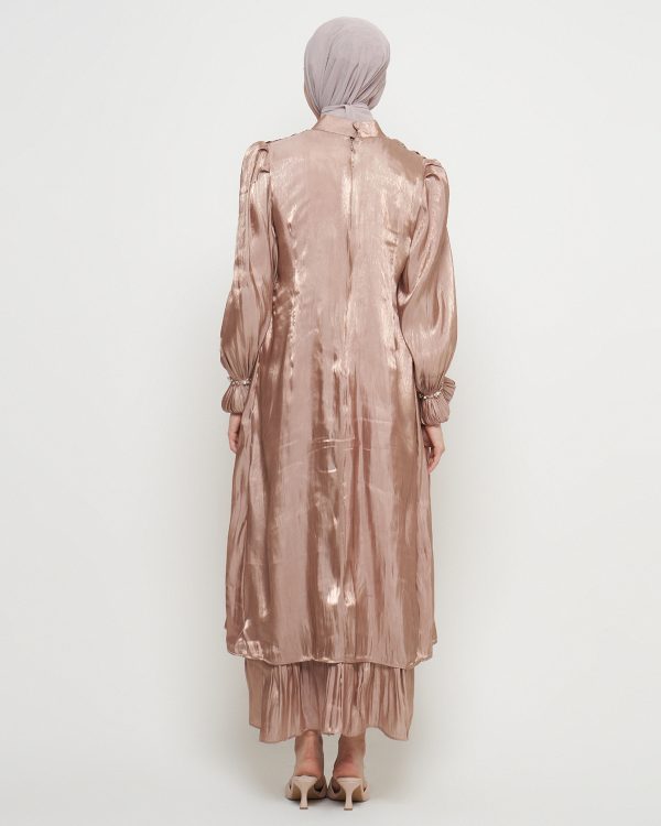 Gamis Shimmer Wanita Mewah Warna Mocca dengan Payet Shenada