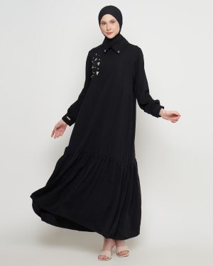 Gamis Wanita Mewah Warna Black dengan Payet Shenada - Depan 2 - Potrait