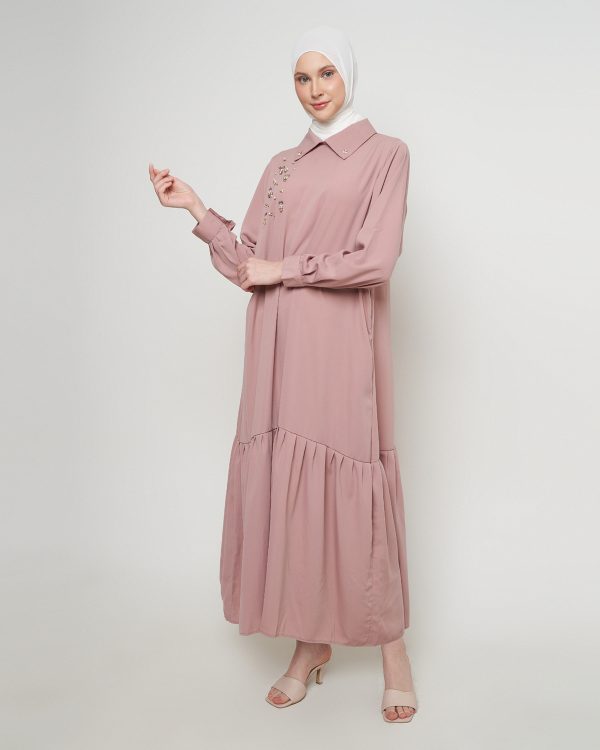 Gamis Wanita Mewah Warna Rosy Brown dengan Payet Shenada - Depan 4 - Potrait