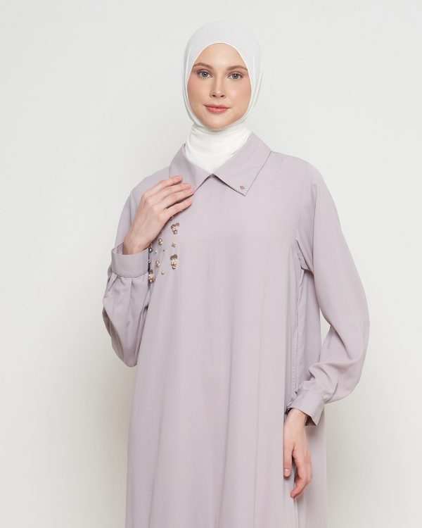Gamis Wanita Mewah Warna Thistle dengan Payet Shenada
