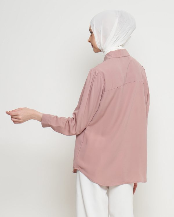 Kemeja Wanita Mewah Warna Rosy Brown dengan Payet Shenada