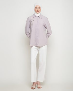 Kemeja Wanita Thistle Mewah - Shenada Eleganza Thisle - Depan 2 - Potrait