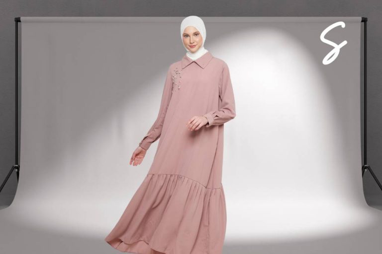 Warna Gamis Shenada yang Cocok untuk Wanita Berzodiac Taurus